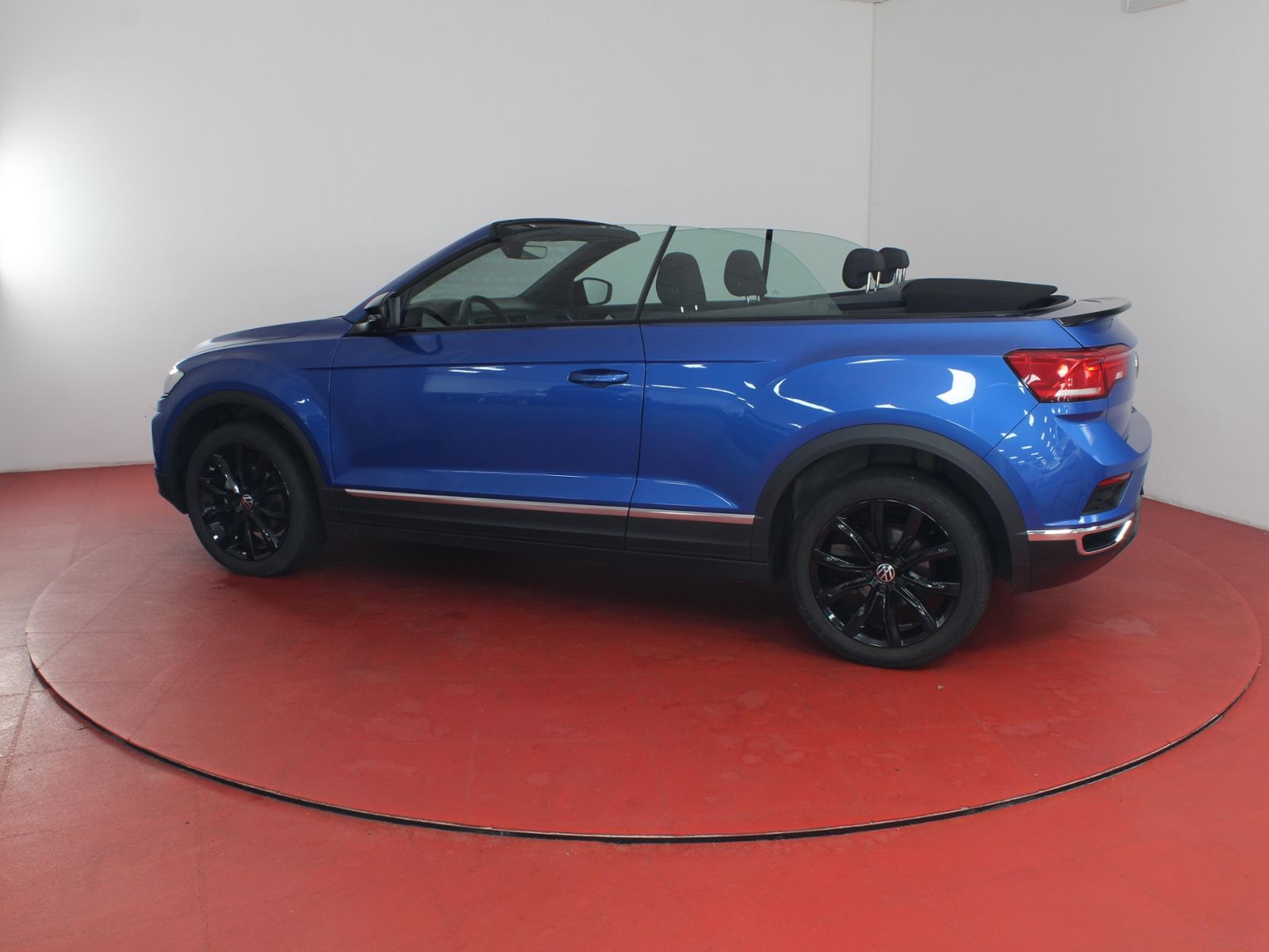 Volkswagen T-Roc Style 1.0TSI - Samsaru's Car Outlet