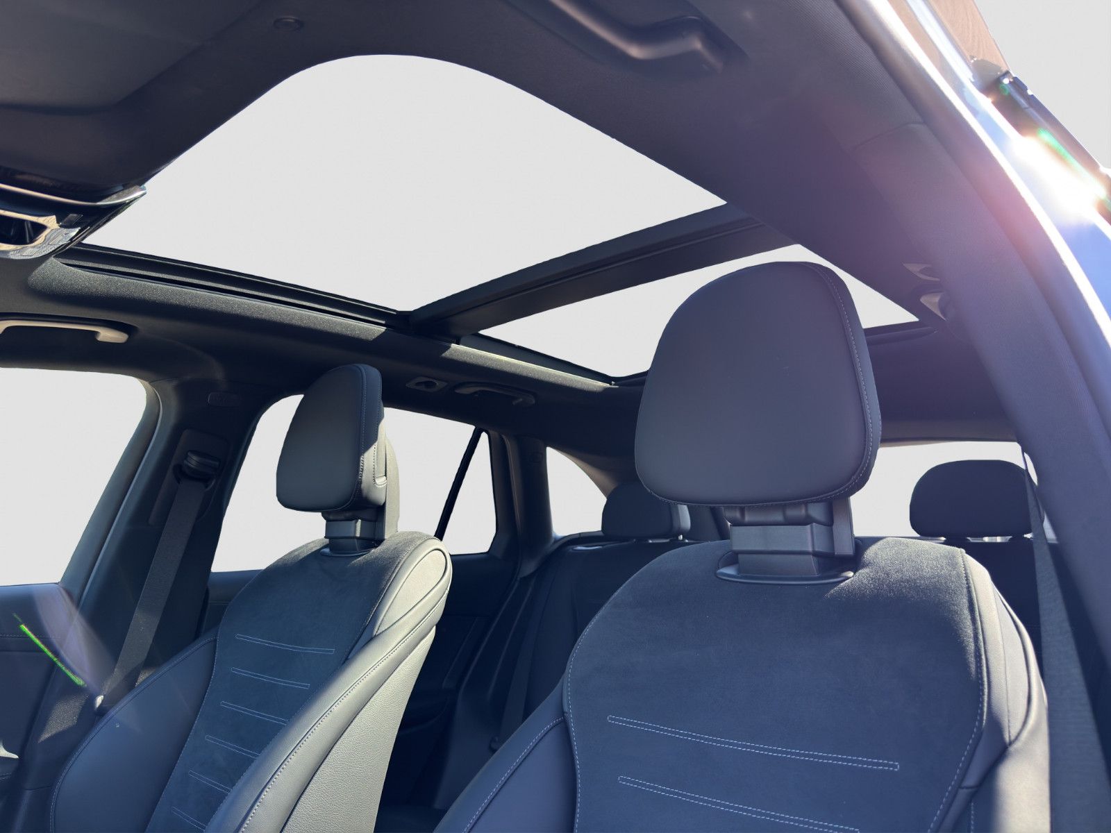 Mercedes-Benz GLC 300 d 4M AMG - Samsaru's Car Outlet