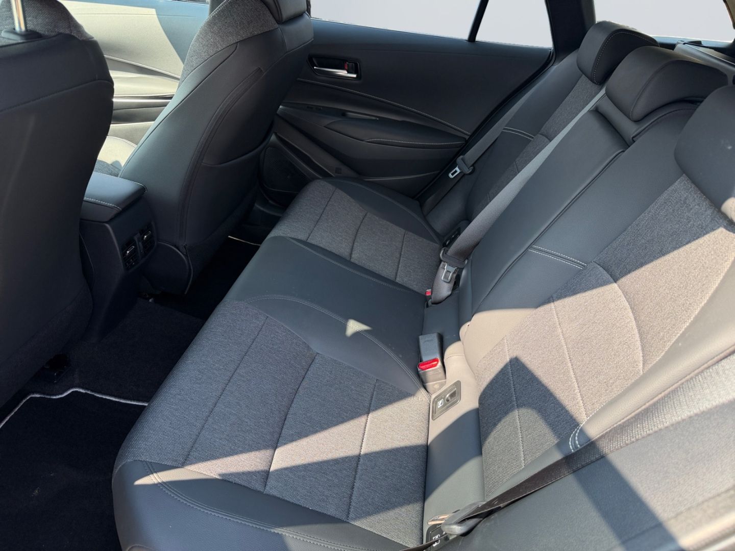 Toyota Corolla 1.8 Hybrid TS Team D *Technik-Paket*CAM*