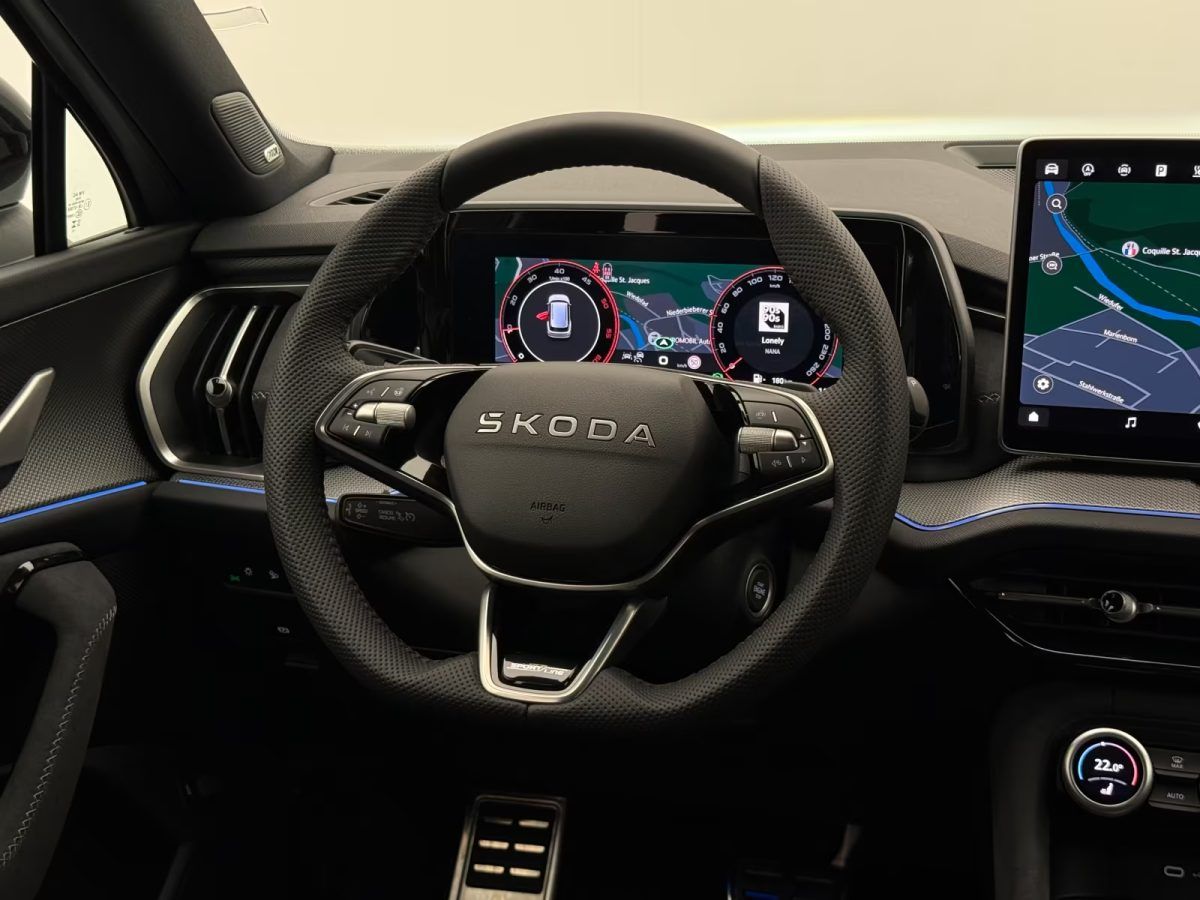 Skoda Kodiaq 2.0 TDI 4x4 Sportline +STDHZ+360+20"+AHK+