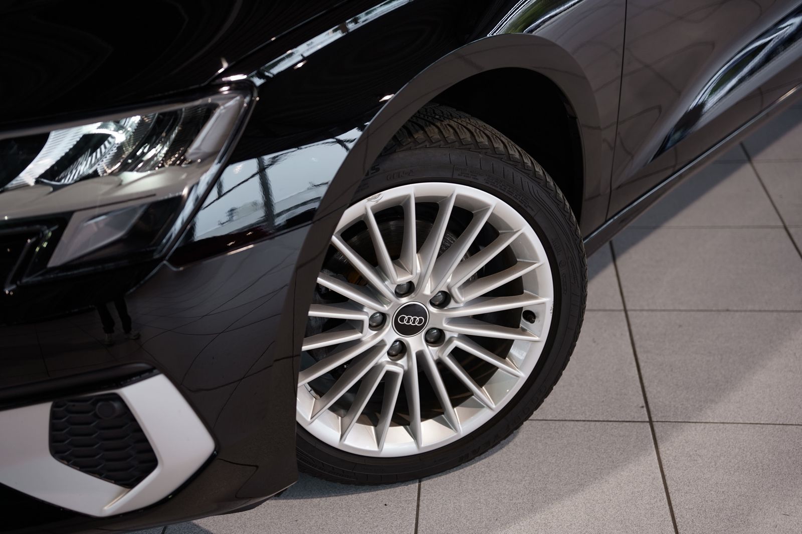 Audi A3 30 TFSI Sportback advanced S-Tr. 1.H *Virtual