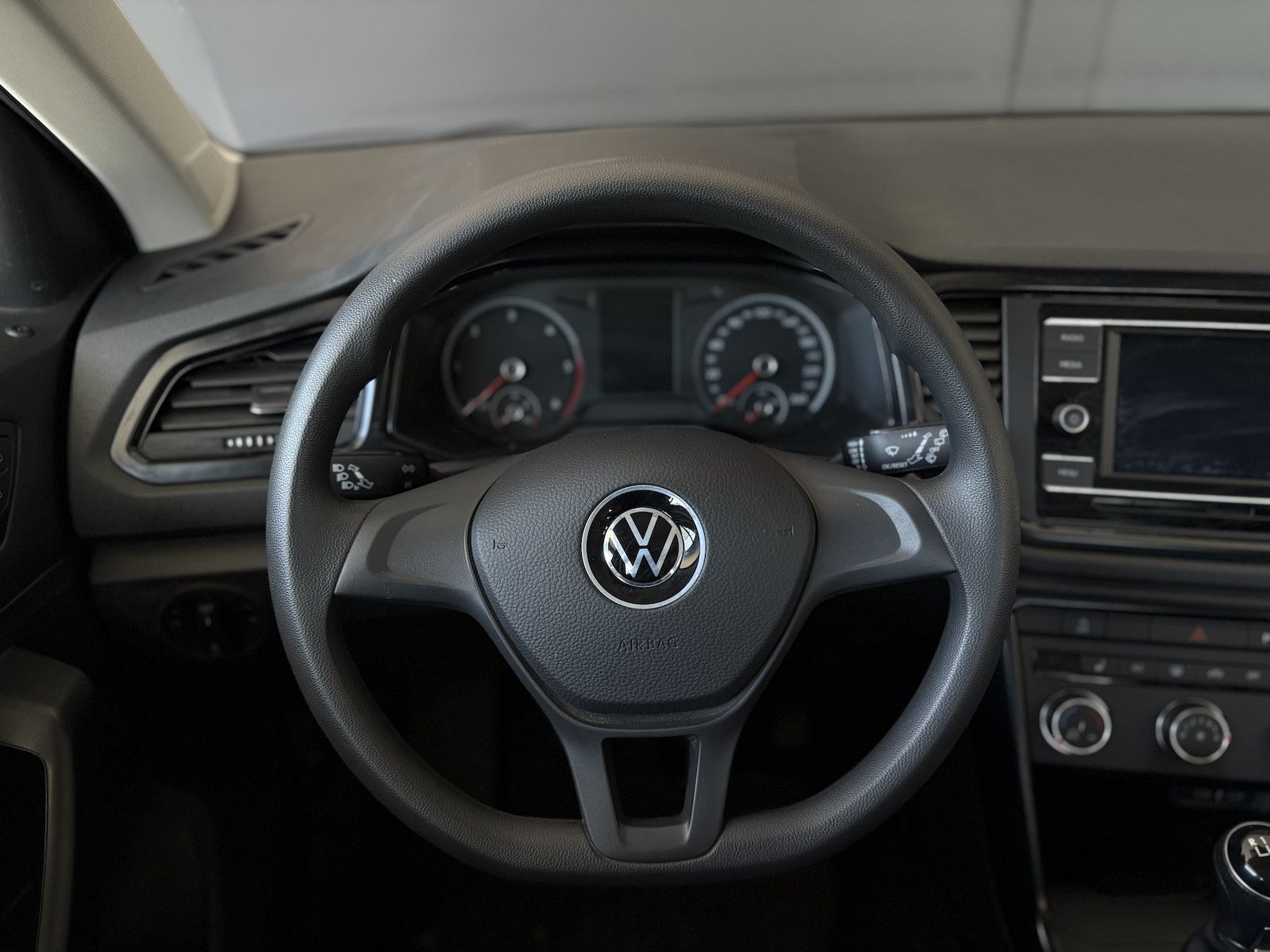 Volkswagen T-Roc 2.0 TDI - Samsaru's Car Outlet