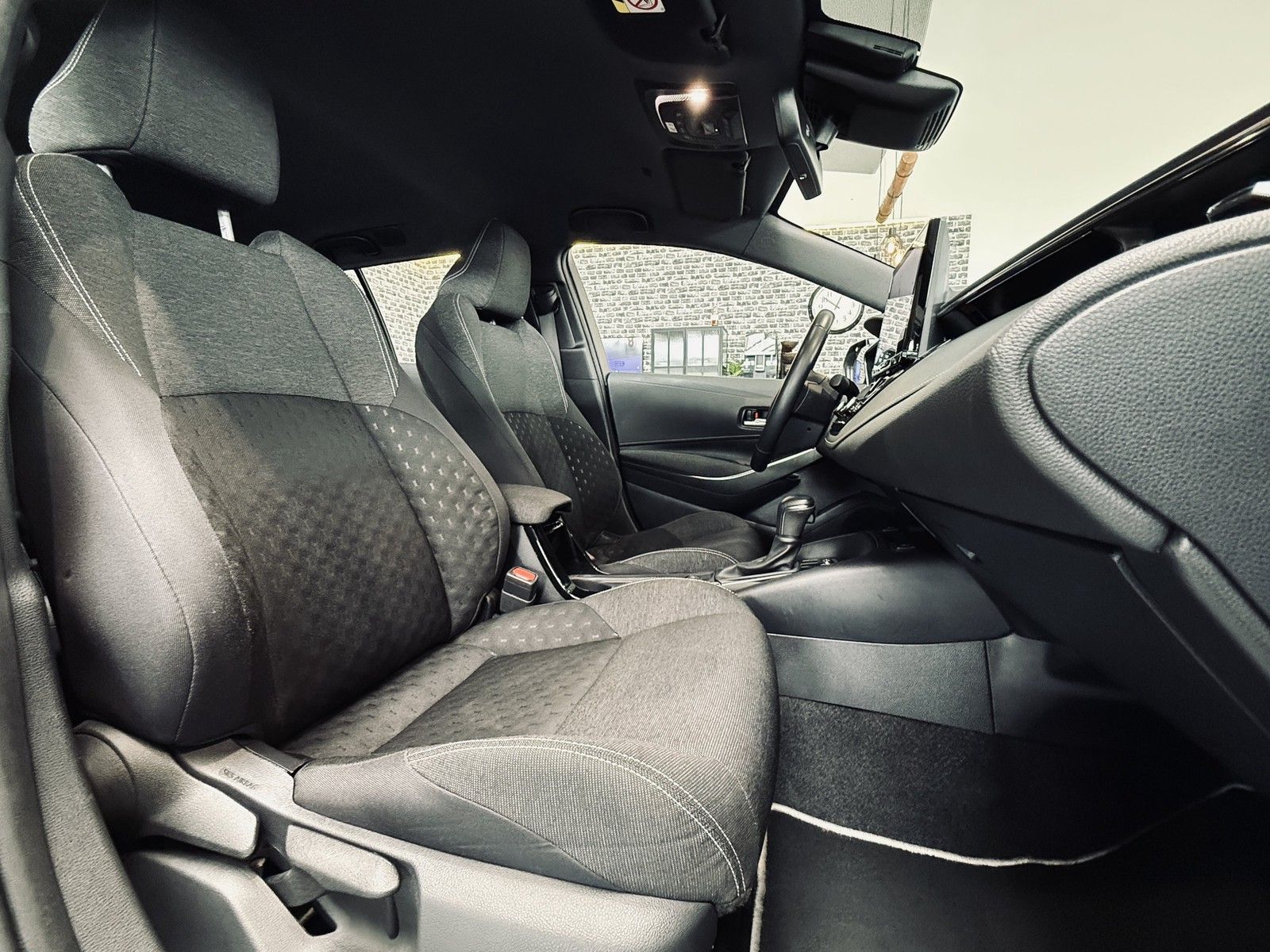 Toyota Corolla Touring Sports Hybrid Business|1.HD|KAME