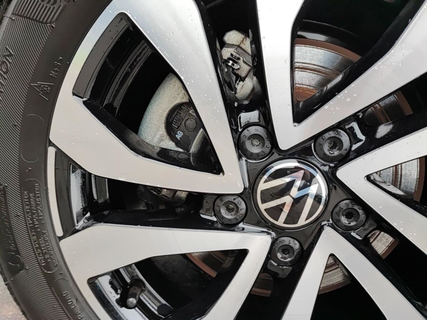 Volkswagen Golf 8 VIII Active eTSI - Samsaru's Car Outlet