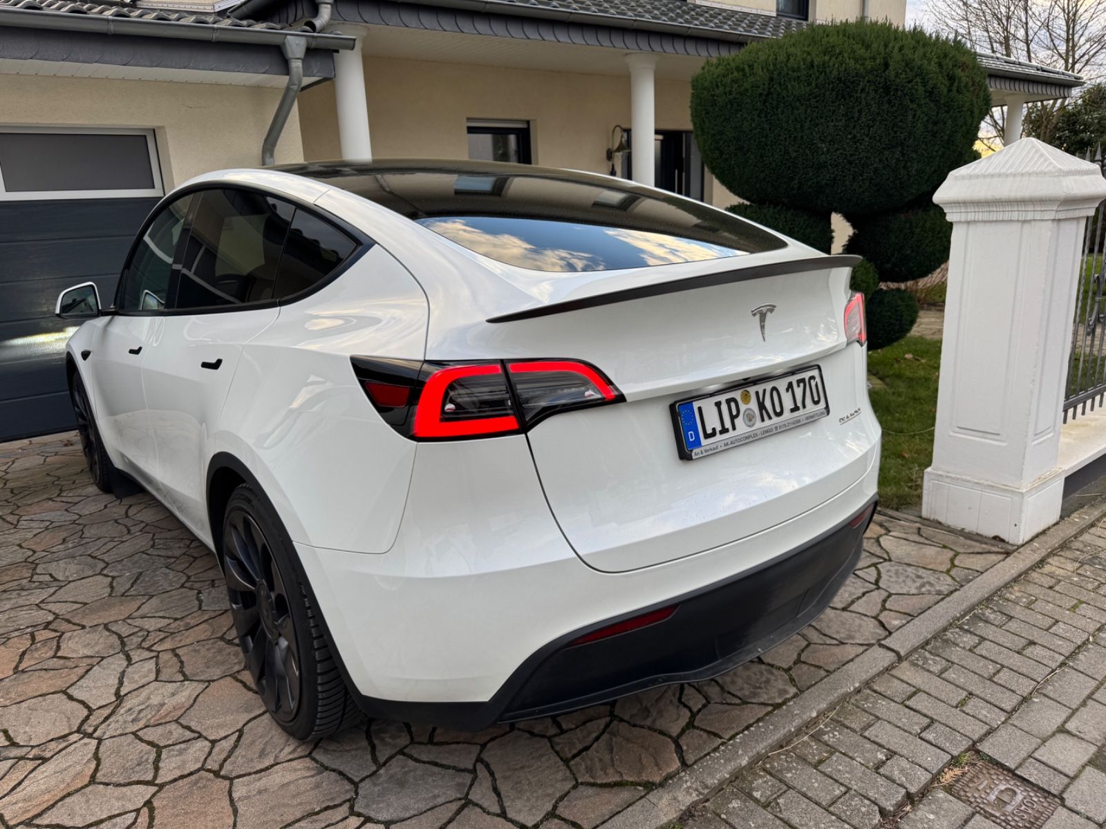 Tesla Model Y Performance Dual AWD Autopilot MwSt. 21"