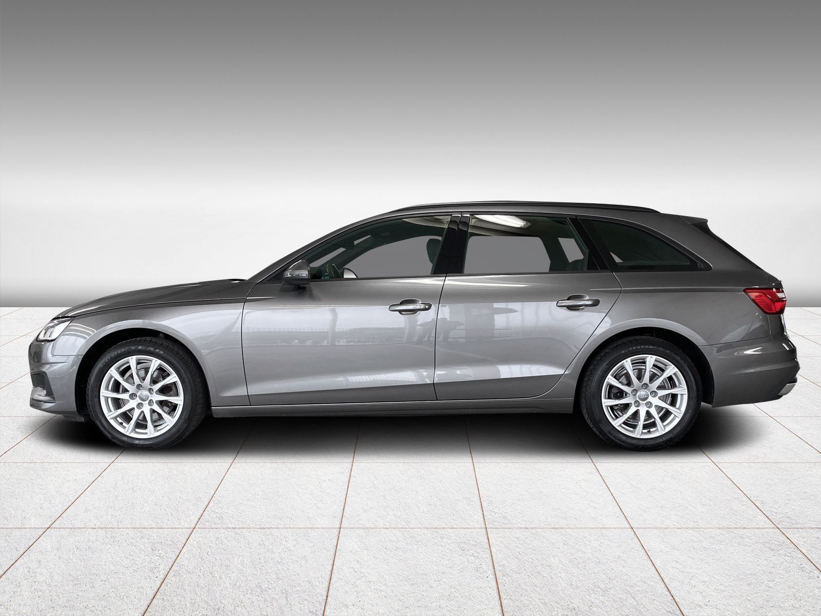 Audi A4 Avant 35 TFSI S tronic - Samsaru's Car Outlet