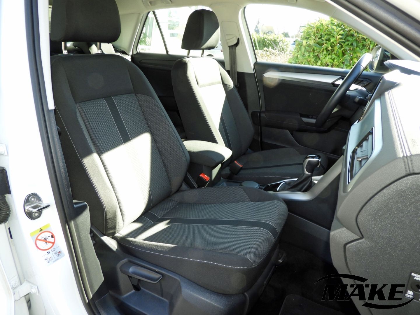 Volkswagen T-Roc Life 1.5 TSI DSG - Samsaru's Car Outlet