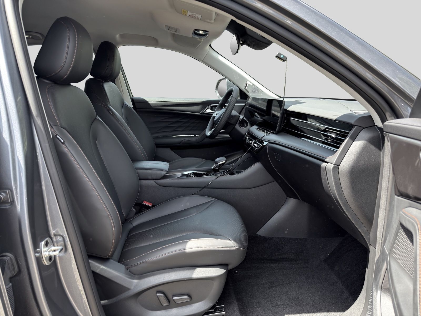 MG HS PHEV 1.5 Luxury Allwetter Reifen *Finanzierun