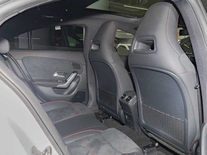 Mercedes-Benz CLA 250 4M Coupé AMG - Samsaru's Car Outlet