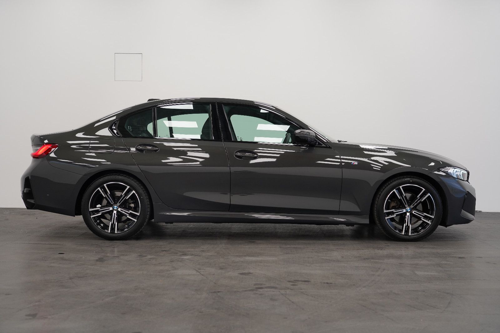 BMW 320d xDrive M Sport - Samsaru's Car Outlet
