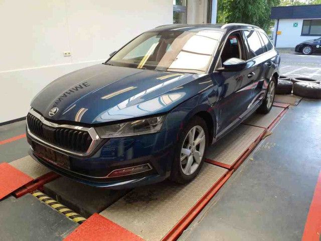 Skoda Octavia Combi iV 1.4 electricTSI DSG Style Leder