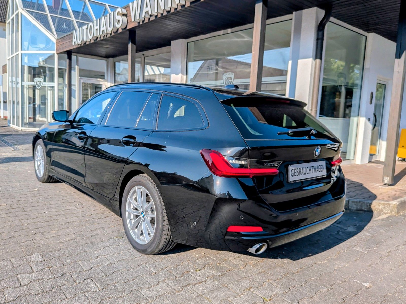 BMW 318i Touring *LederSportsitze*ACC*360°*DrivAssis