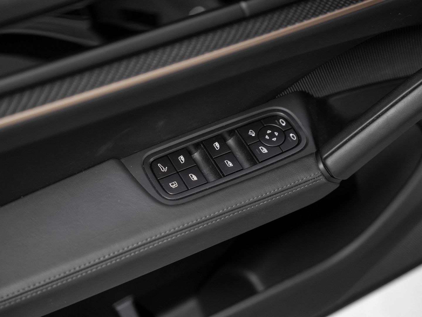 Porsche Cayenne E-Hybrid BOSE PASM HeadUp InnoDrive