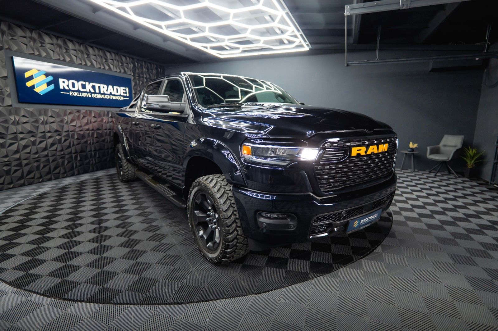 Dodge RAM 3.0 MY 25 TWIN TURBO Offroad Night ACC 19%