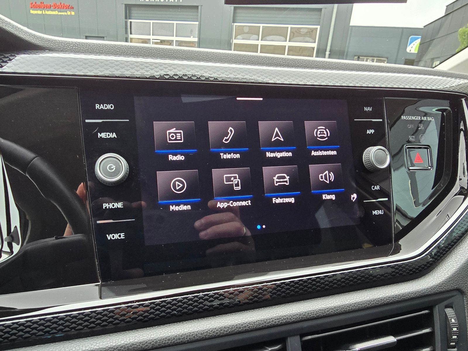 Volkswagen Taigo 1.0TSI DSG Life - Samsaru's Car Outlet
