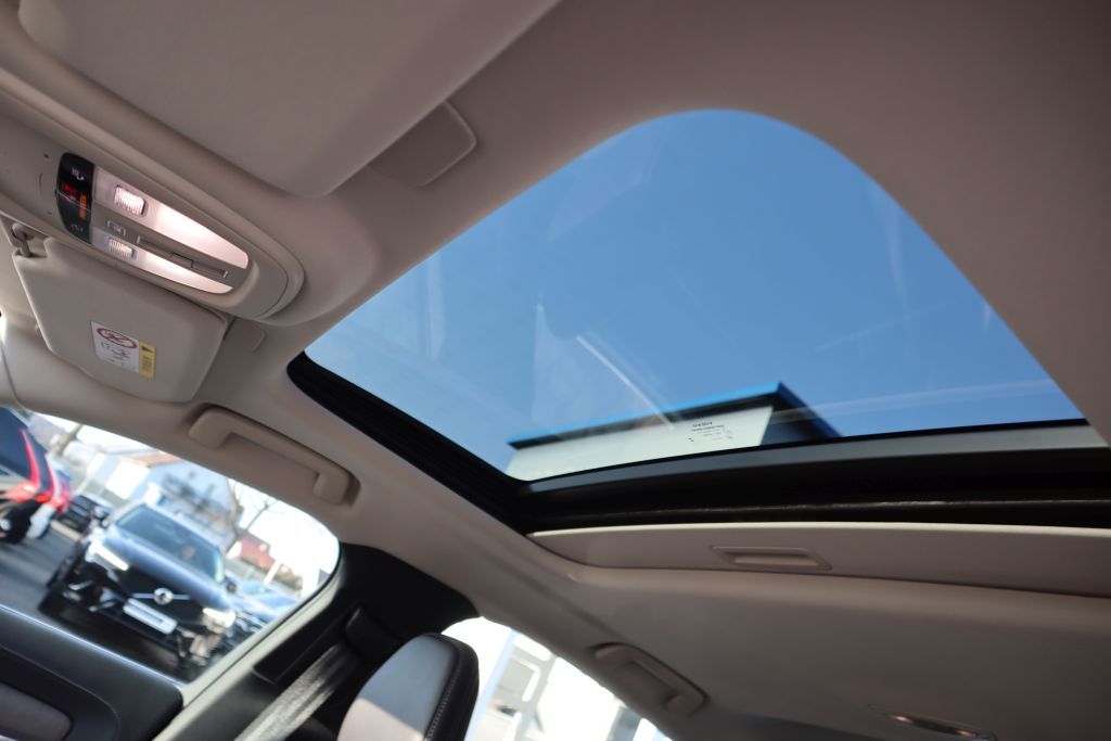 Volvo S90 T8 Recharge AWD Ultimate Bright|NAVI|R-CAM|