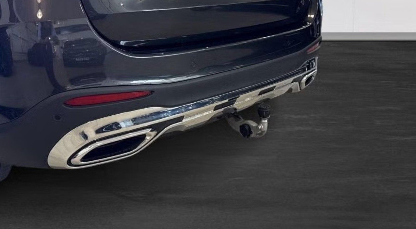 Mercedes-Benz GLC 300 e 4Matic *AHK/PANO*