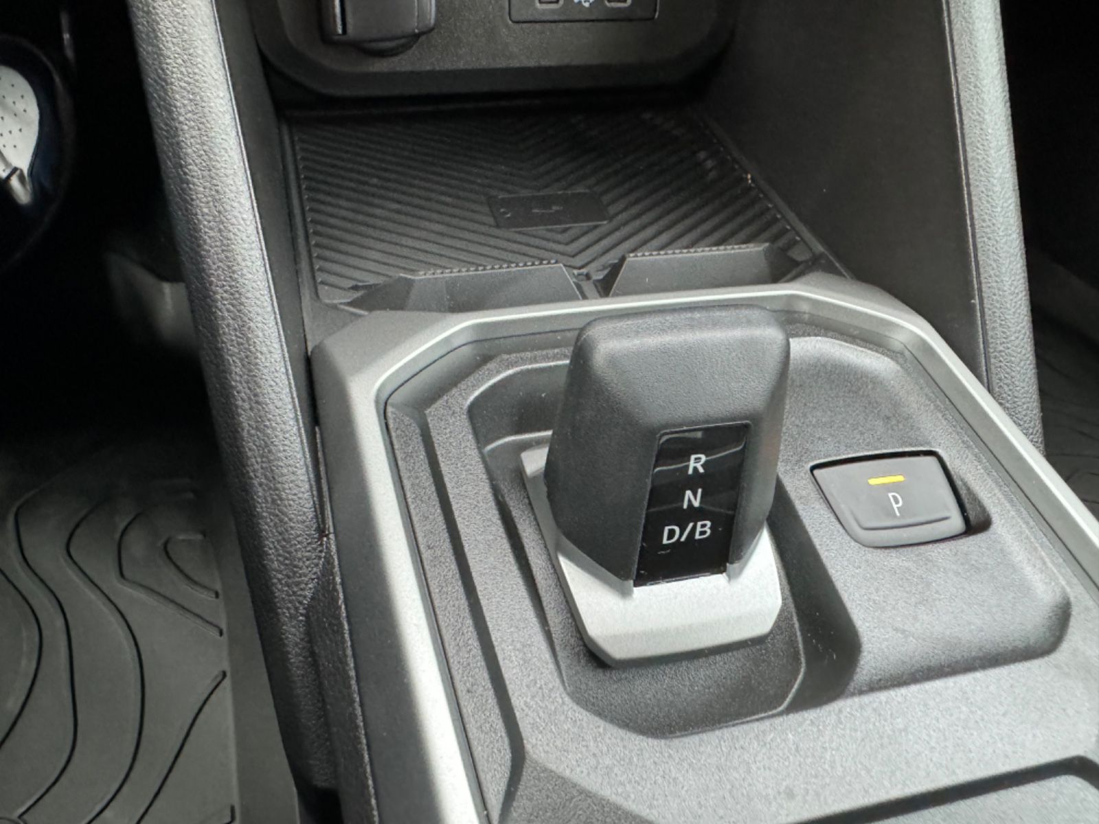 Dacia Duster III Hybrid 140 Extreme - Samsaru's Car Outlet