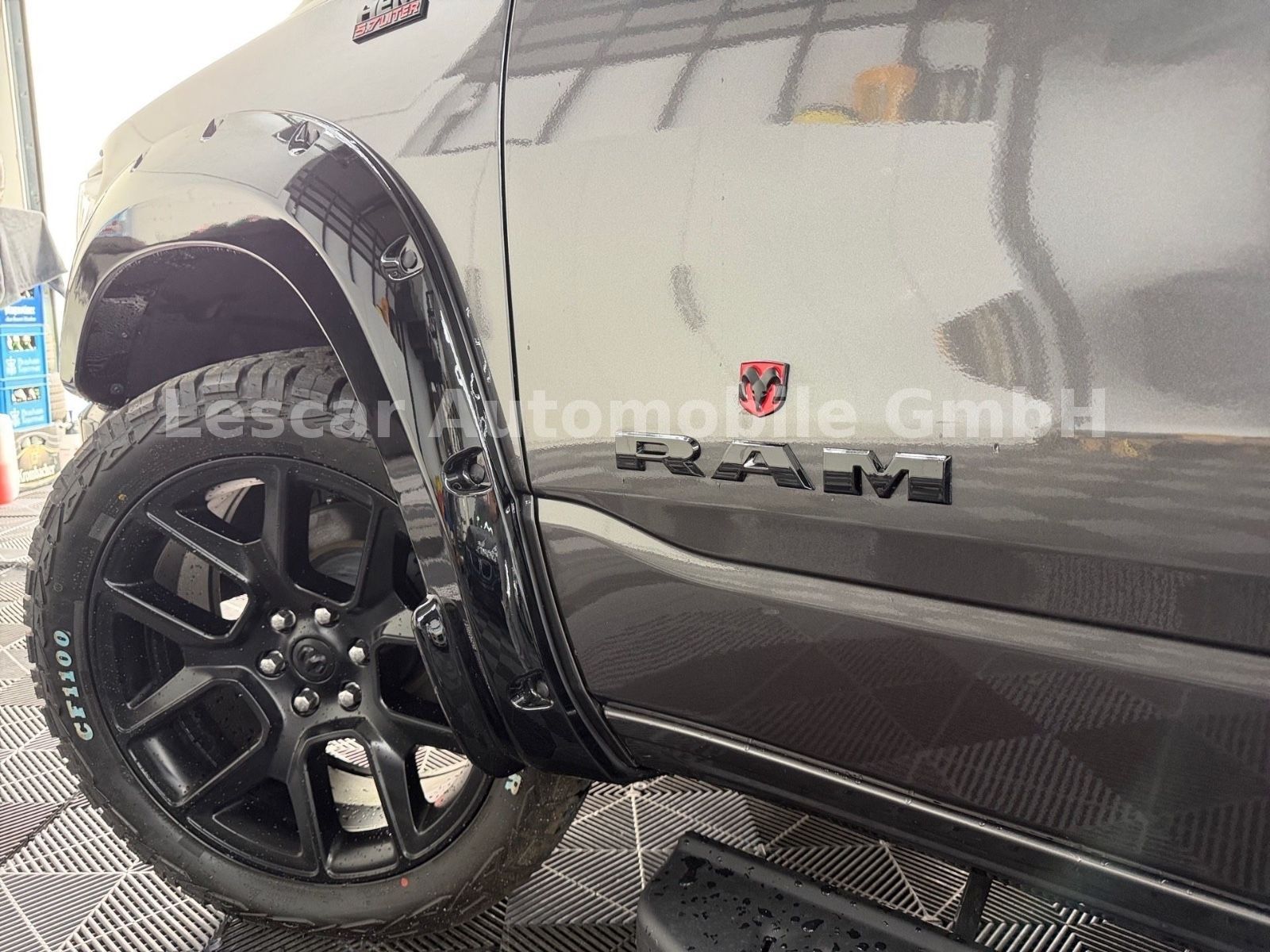 Dodge RAM 1500 Laramie Pick Up