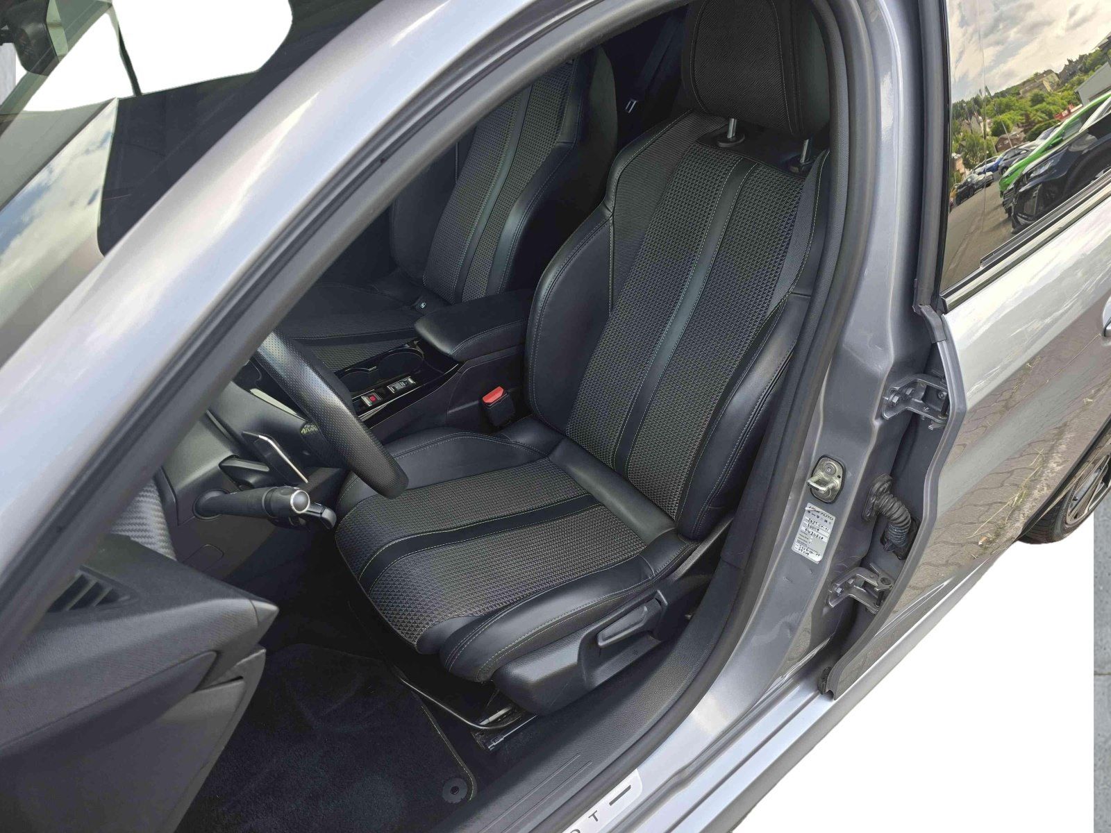 Peugeot 208 1.2 Pure Tech 100 GT - Samsaru's Car Outlet