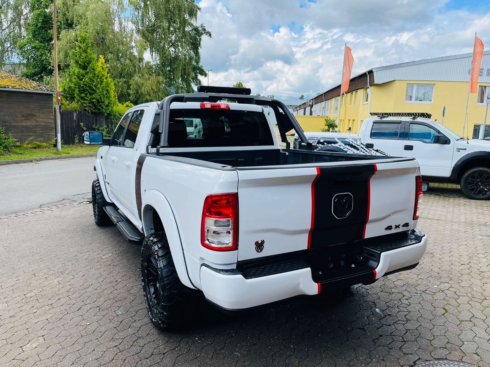 Dodge 2500*6,4L V8*LPG*4X4*LONGBED*OFFROAD*AHK*GARANTI