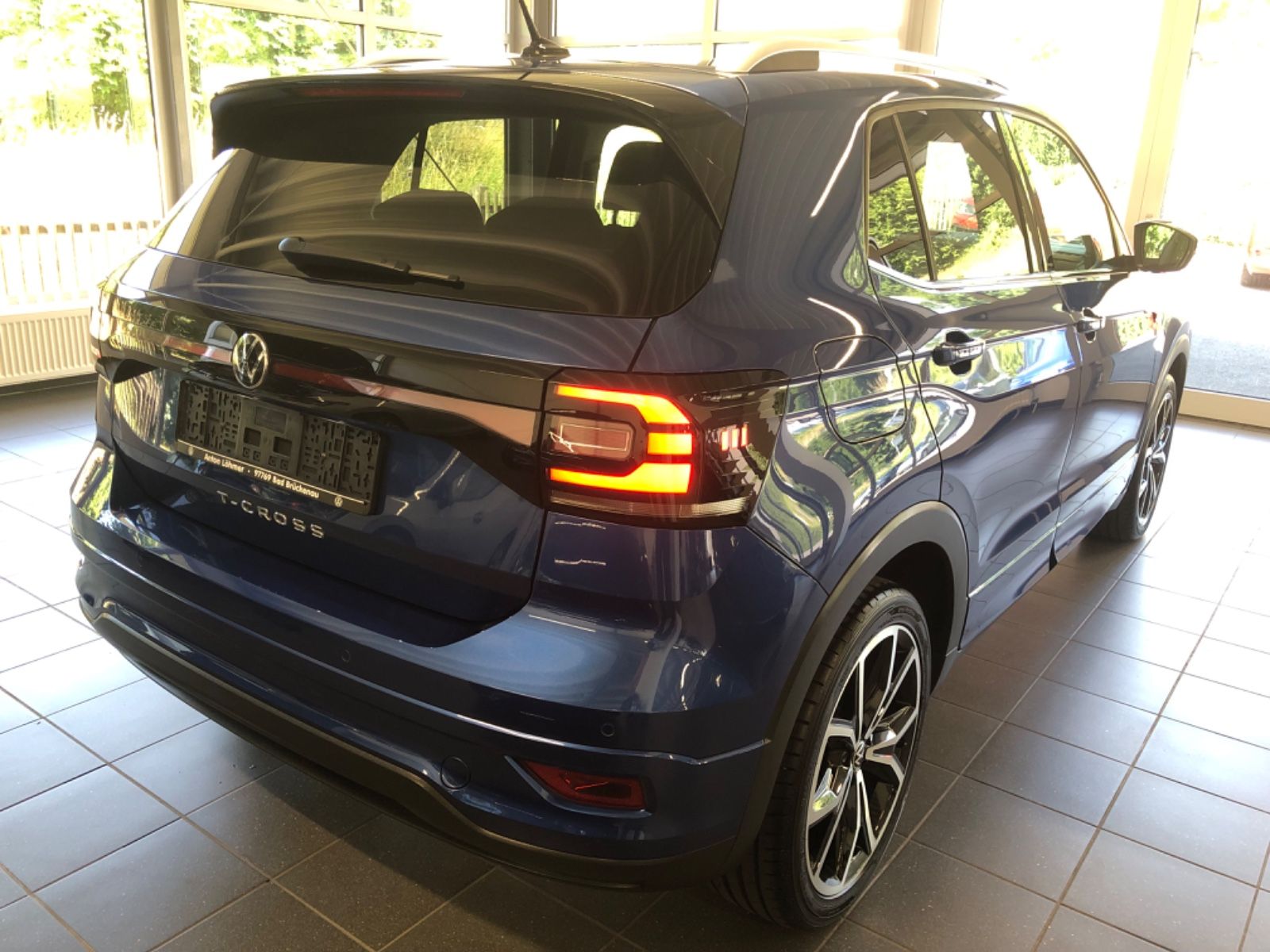 Volkswagen T-Cross 1.0 TSI Style R-Line - Samsaru's Car Outlet