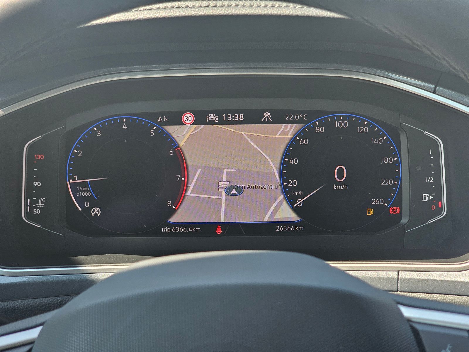 Volkswagen T-Roc 1.0 TSI Style - Samsaru's Car Outlet