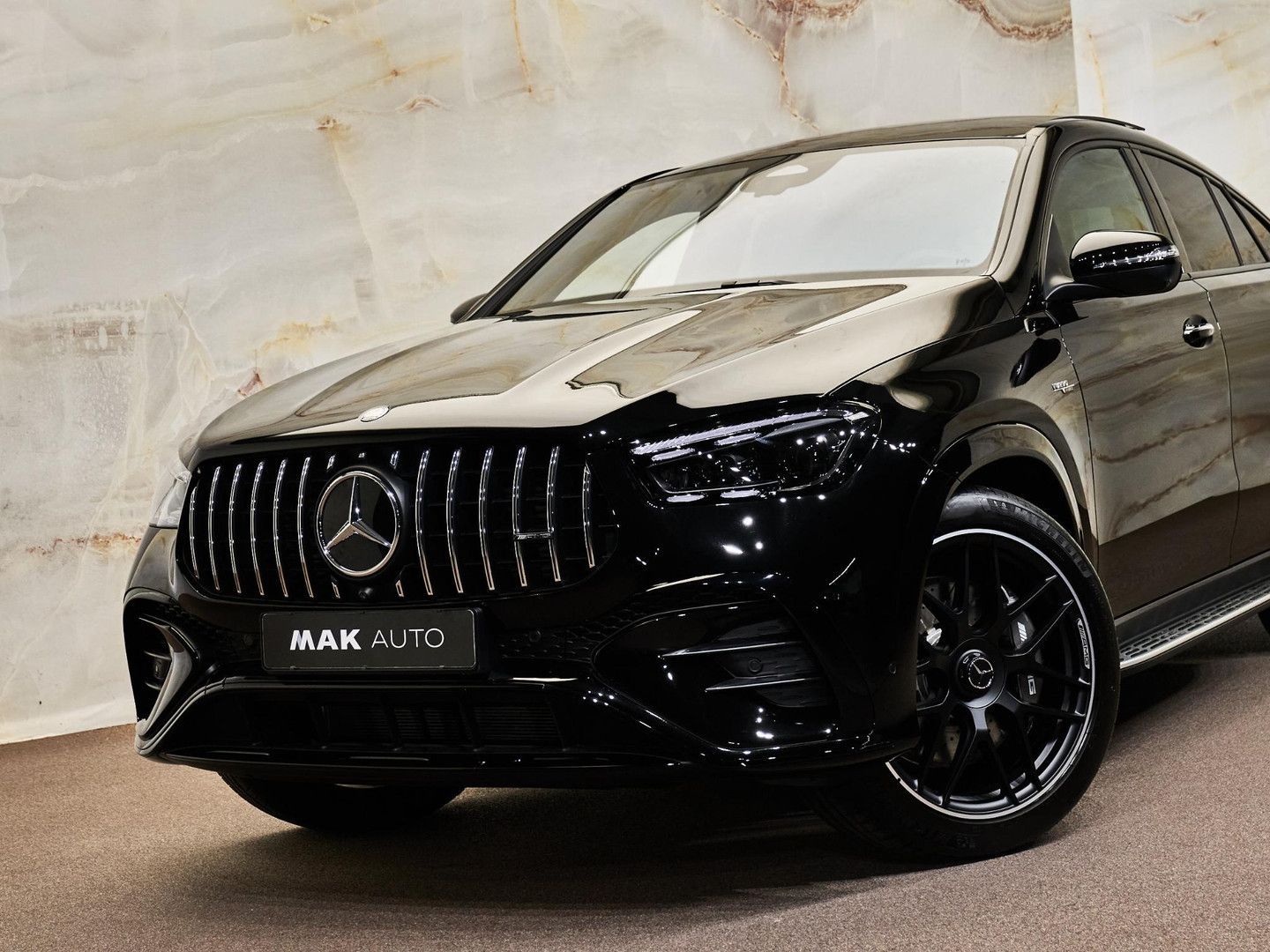 Mercedes-Benz GLE 53 AMG Coupé Hybrid 4Matic+, pano, 22", tr.h