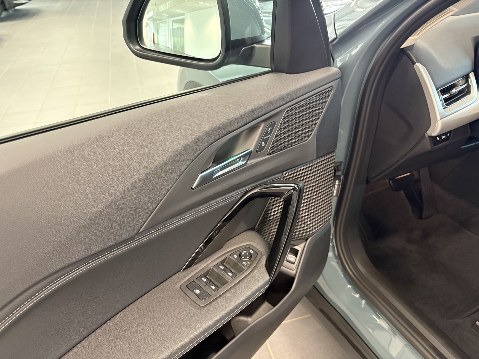BMW X1 xDrive23d - Samsaru's Car Outlet