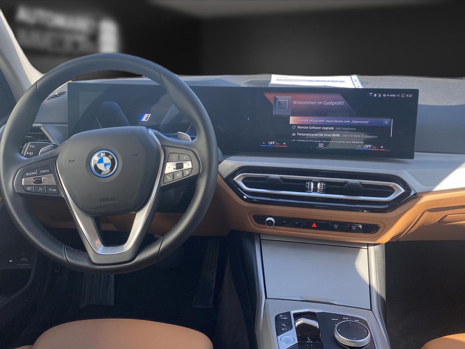 BMW 330 e - Samsaru's Car Outlet
