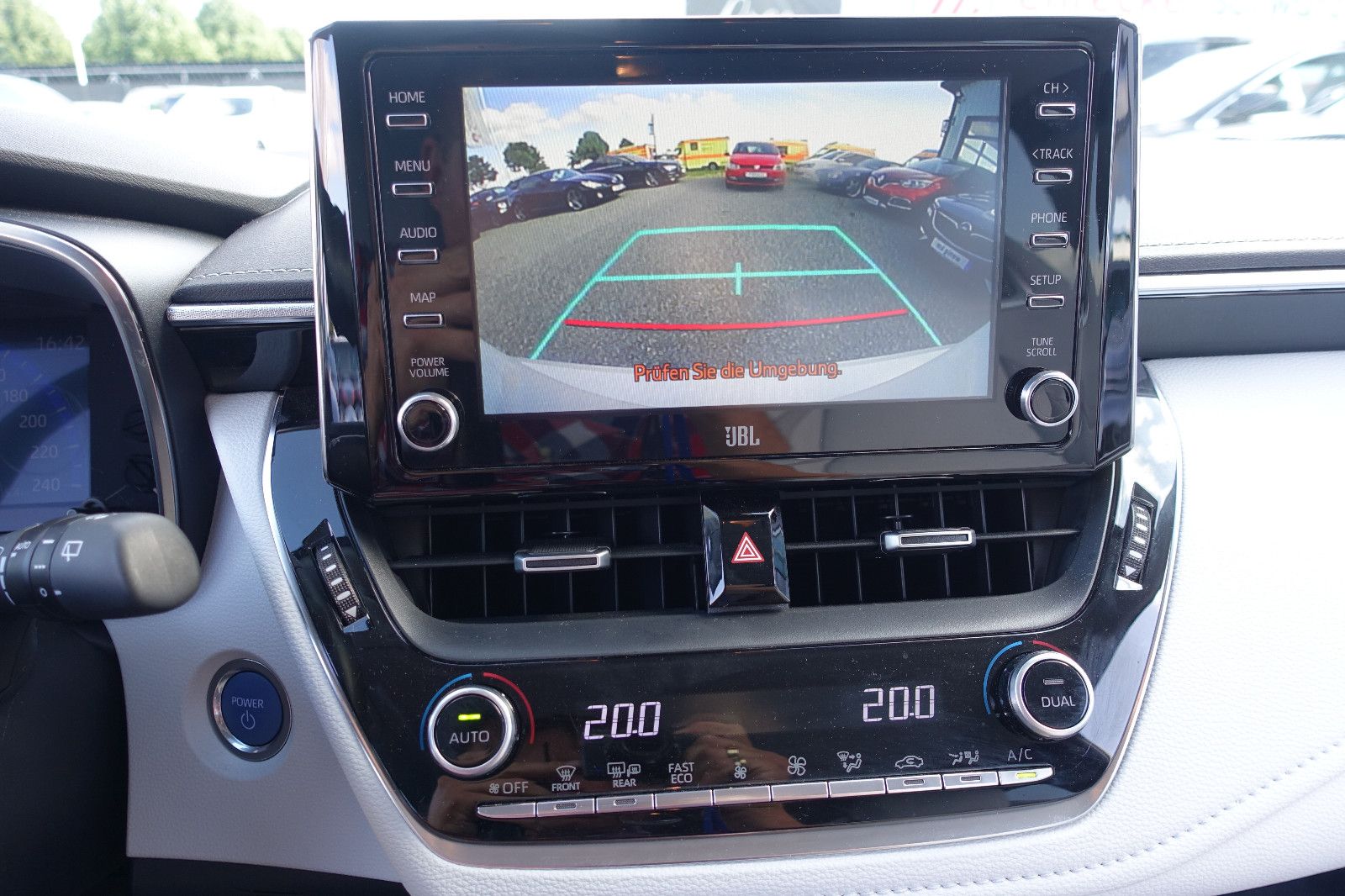 Toyota Corolla 2.0 Hybrid - Samsaru's Car Outlet