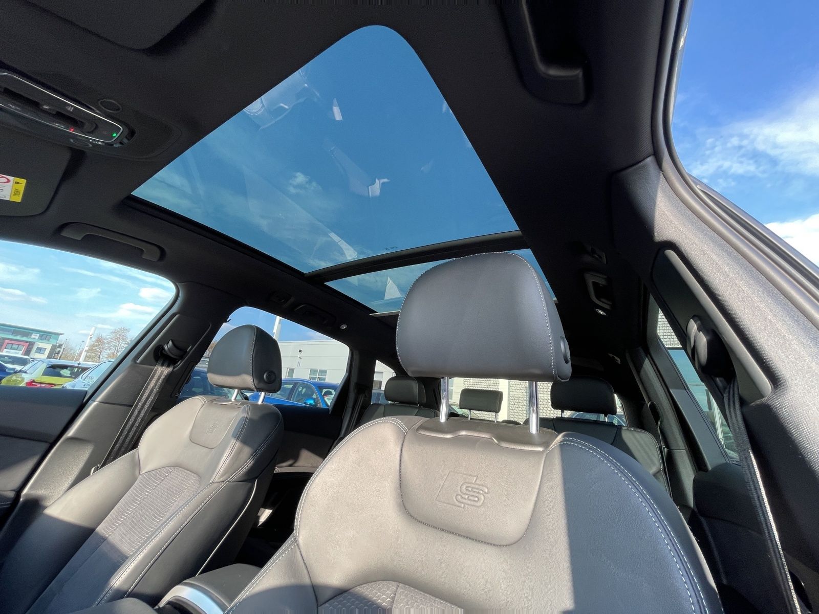 Audi Q7 55 TFSI e tiptronic quattro S line  HeadUp Pa