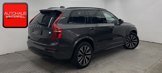 Volvo XC90 T8 PLUS DARK RECH AWD 7SITZ+PANO+AHK+STANDH