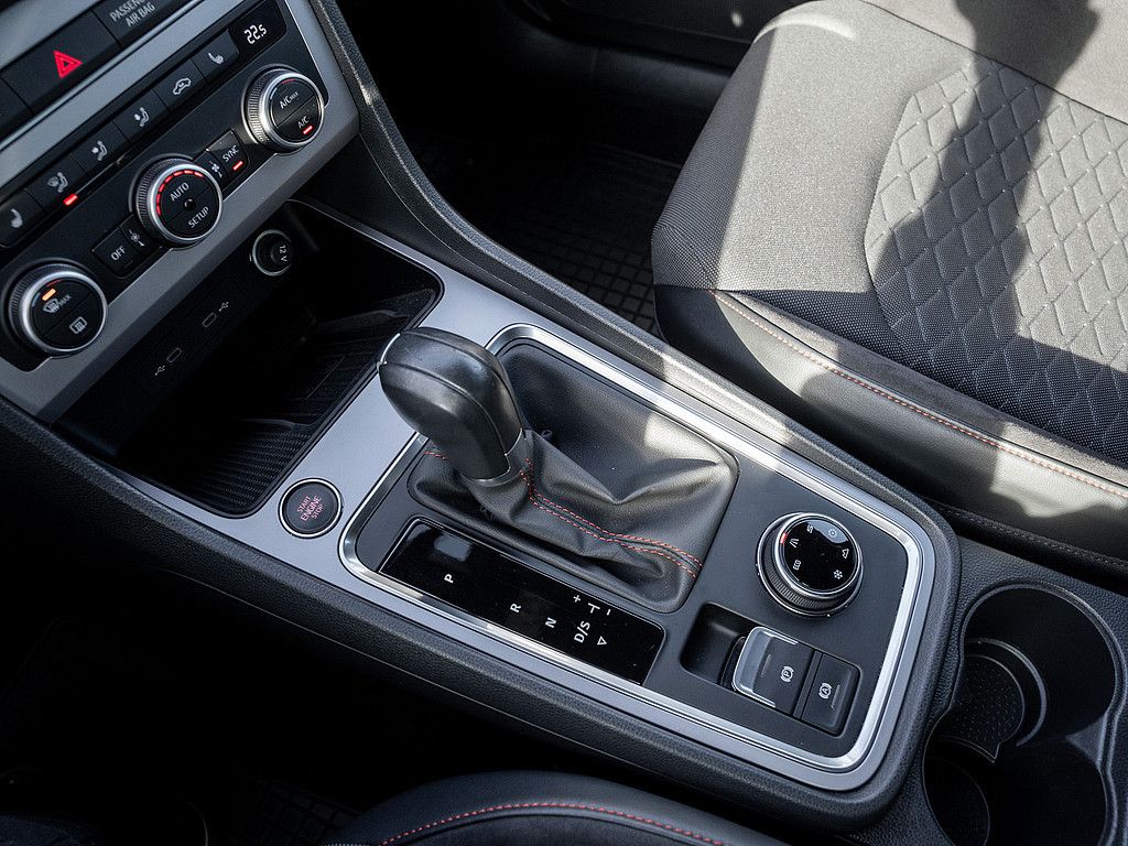 Seat Ateca 2.0 TSI FR 4Drive DSG AHK Kam Beats Navi