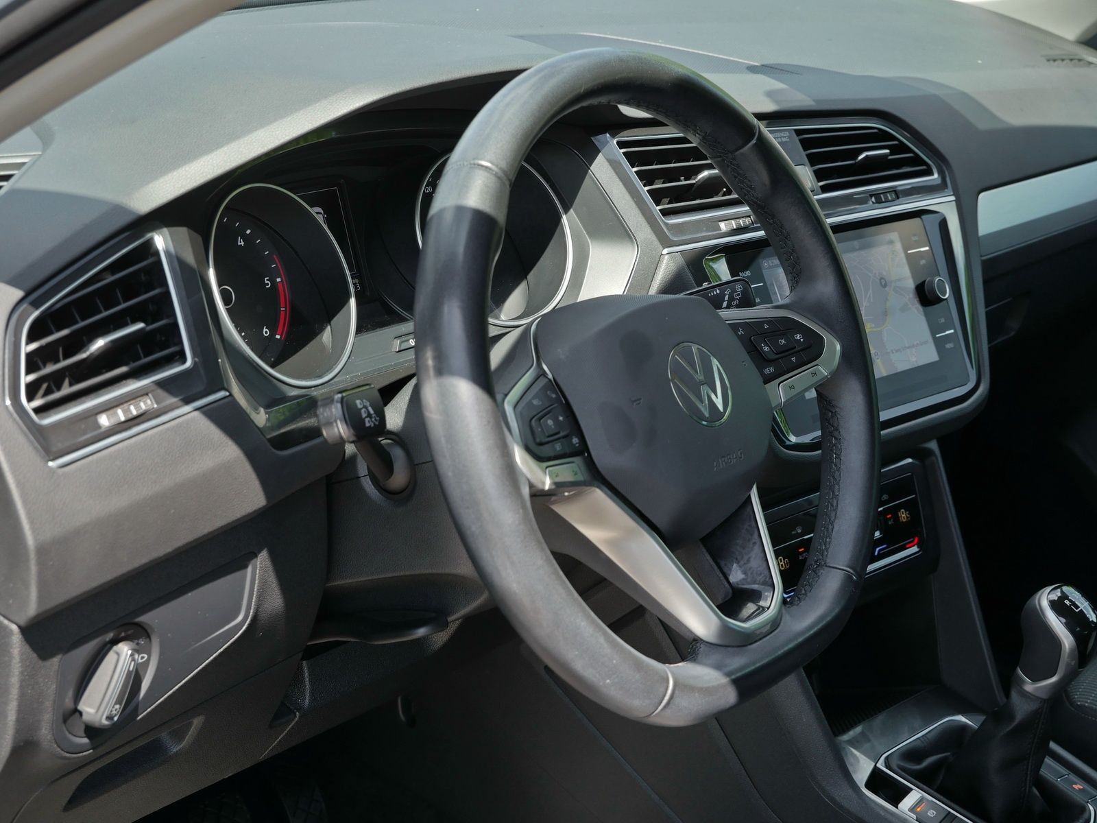Volkswagen Tiguan 2.0 TDI - Samsaru's Car Outlet