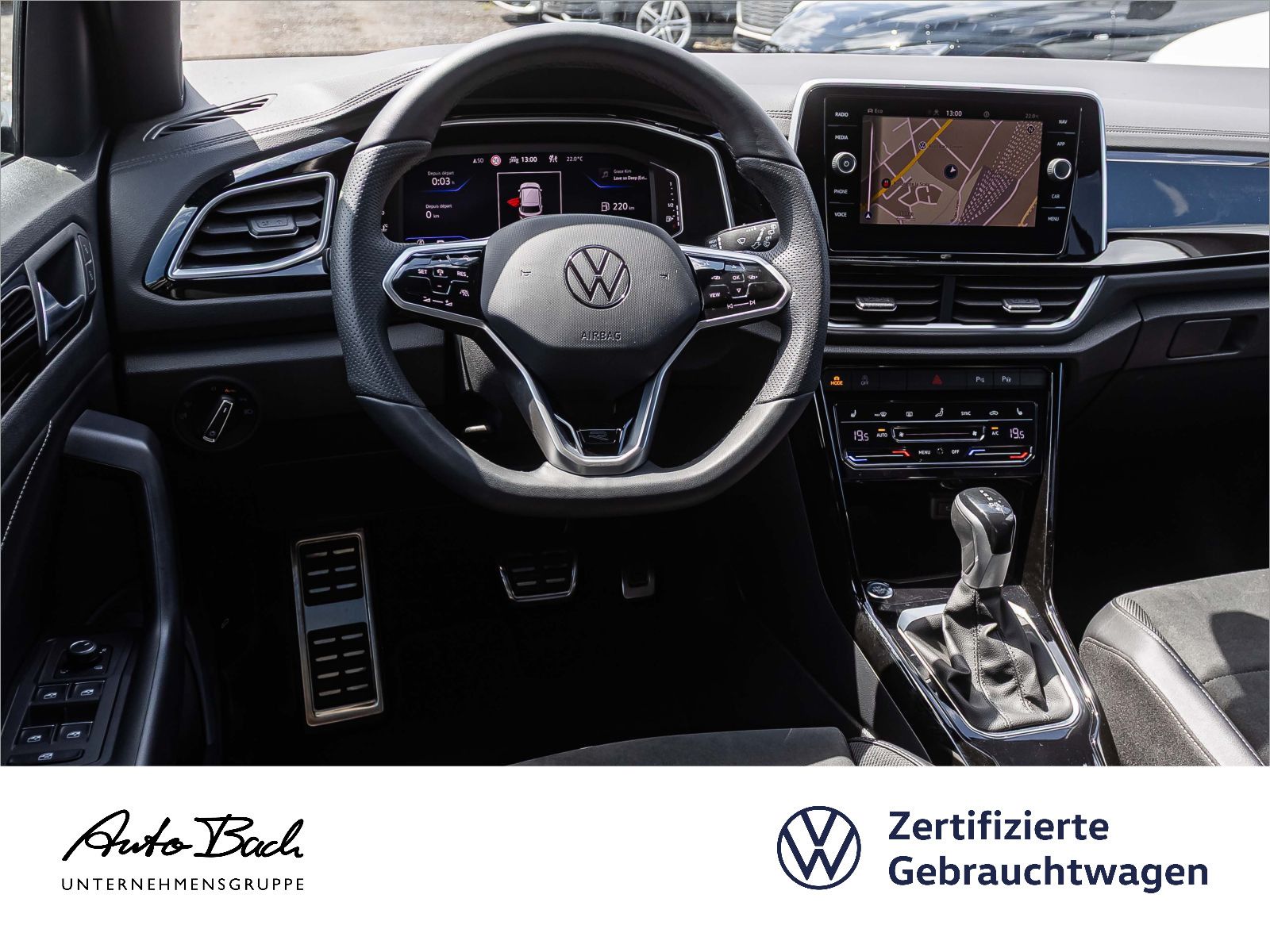 Volkswagen T-Roc 1.5 TSI R-Line - Samsaru's Car Outlet