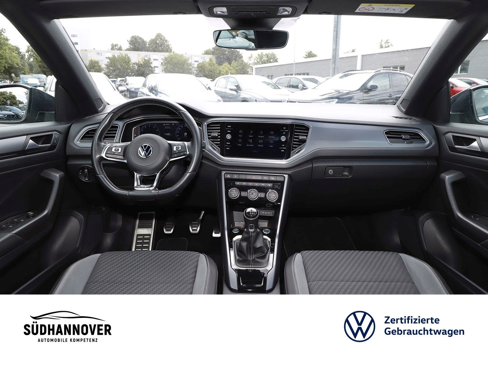Volkswagen T-Roc R-Line 1.5 TSI - Samsaru's Car Outlet