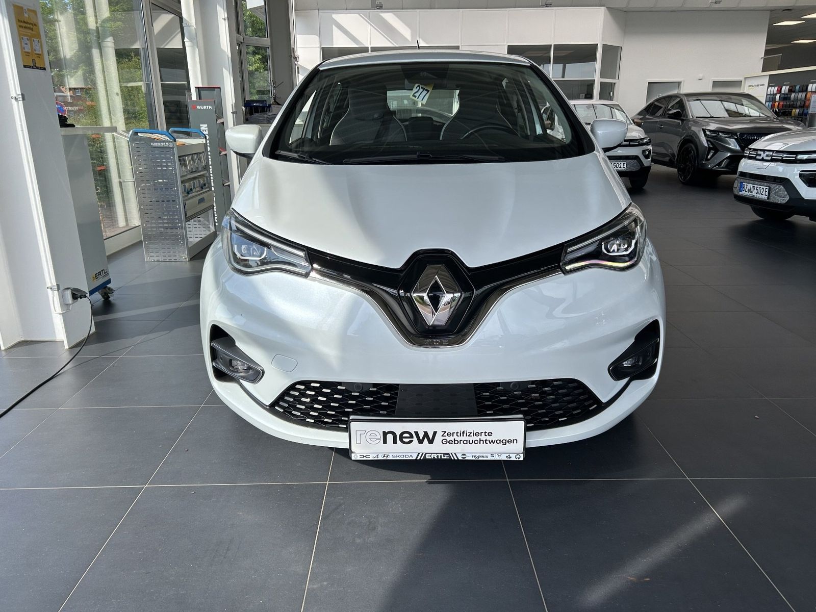Renault ZOE EXPERIENCE R110 Z.E. 50 - Samsaru's Car Outlet