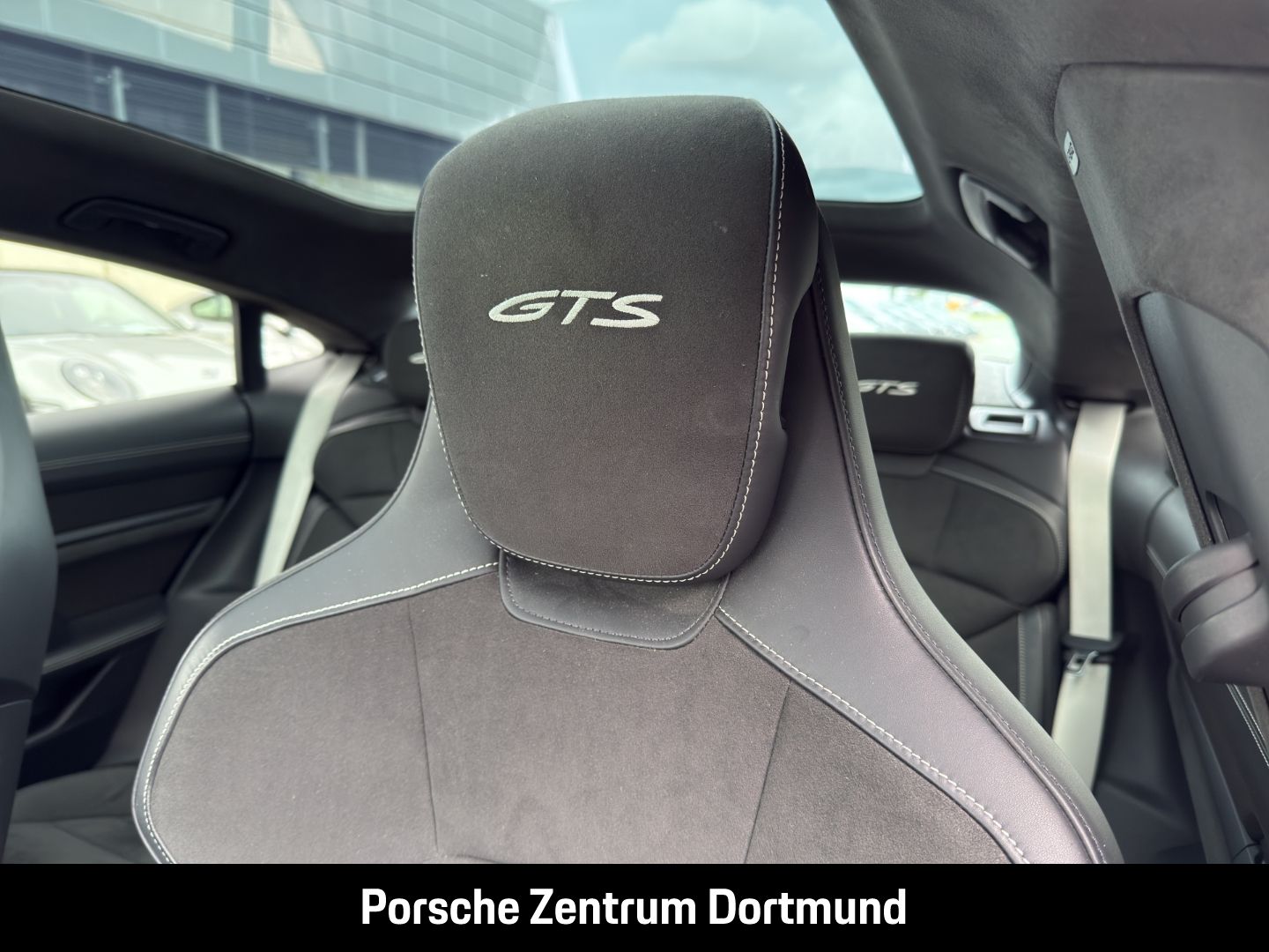 Porsche Taycan GTS Head-Up LED-Matrix Surround-View