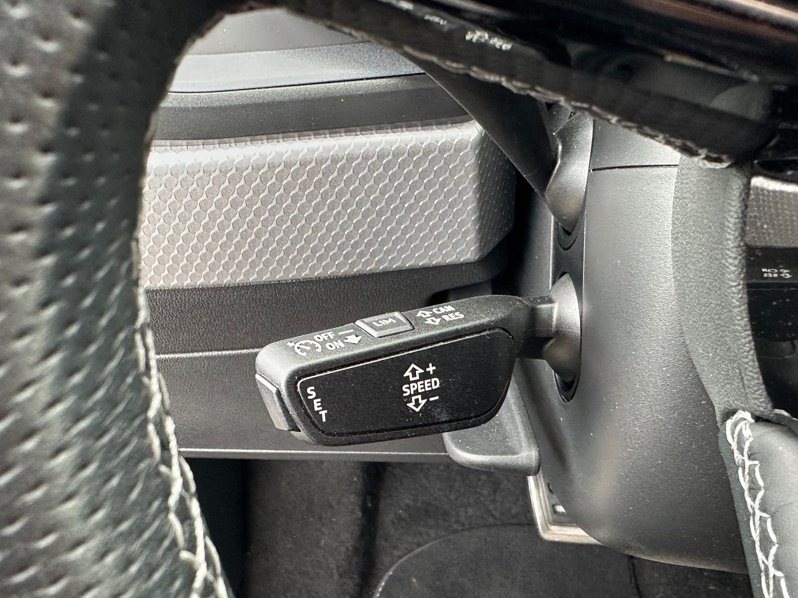 Audi A1 Sportback 30 TFSI S tr. - Samsaru's Car Outlet
