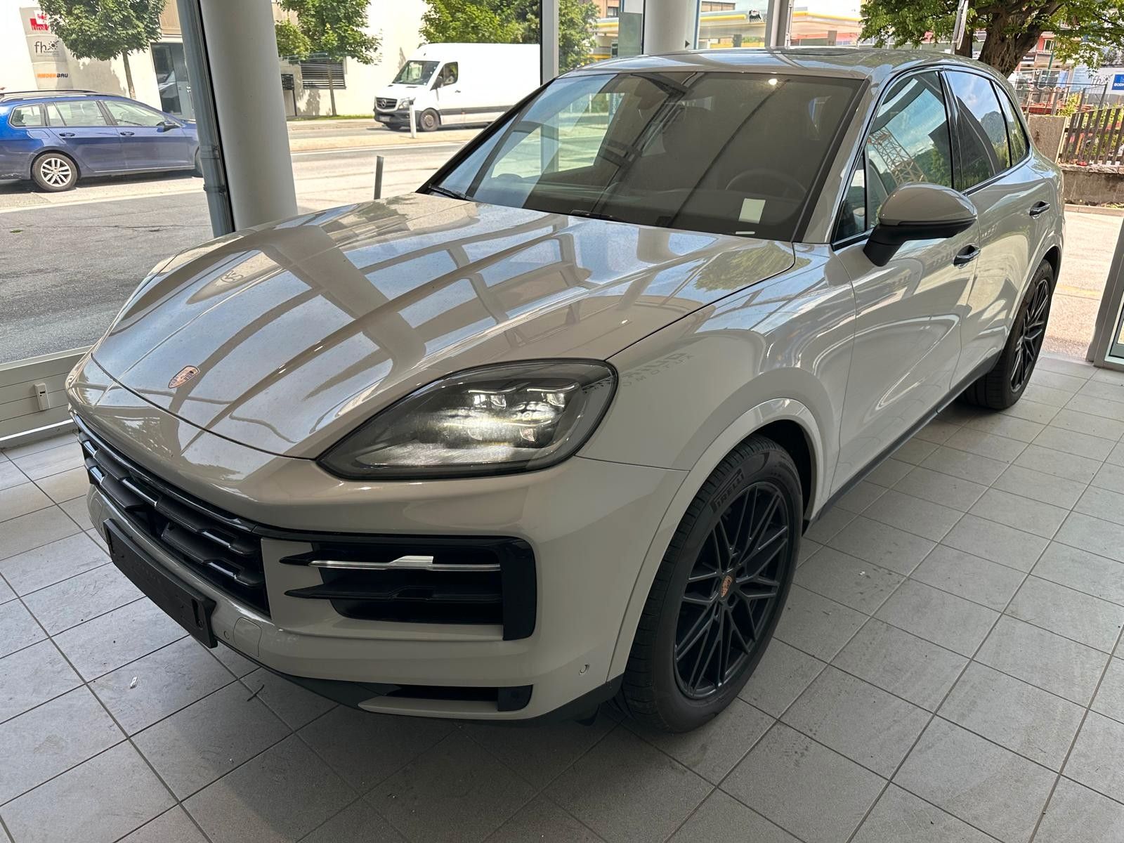 Porsche Cayenne -19,5%/gr-rot/Pan/Mtx/ACC/14W/21