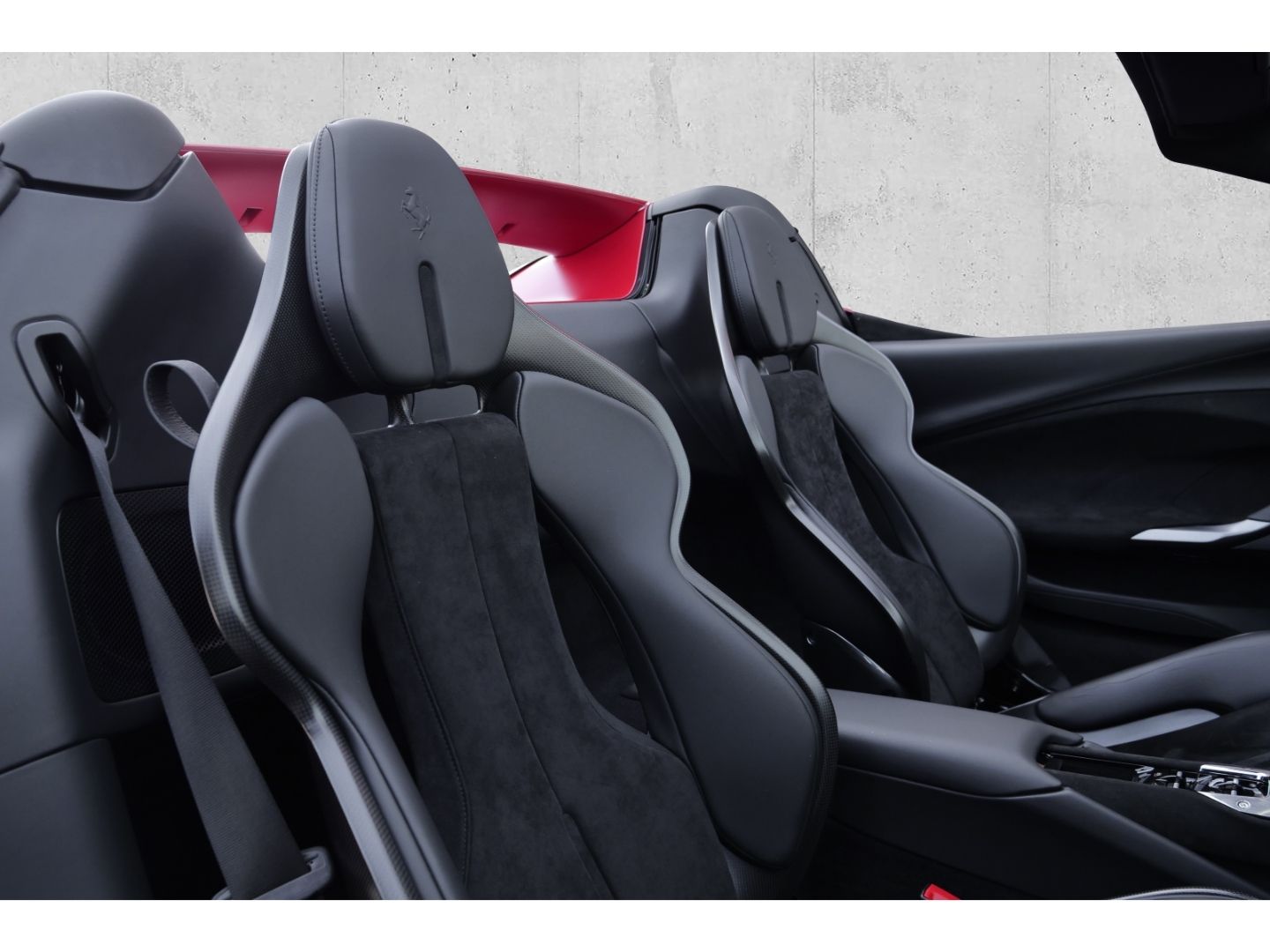 Ferrari 296 GTS - Samsaru's Car Outlet