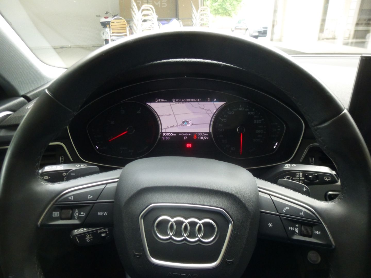 Audi A4 Avant 30 TDI advanced - Samsaru's Car Outlet