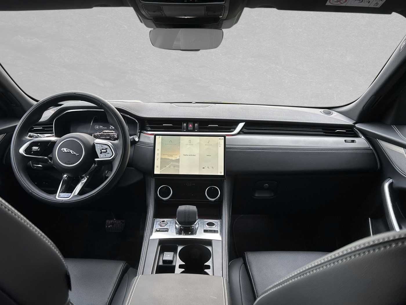 Jaguar F-Pace Plug-in-Hybrid P400e AWD R-Dynamic S