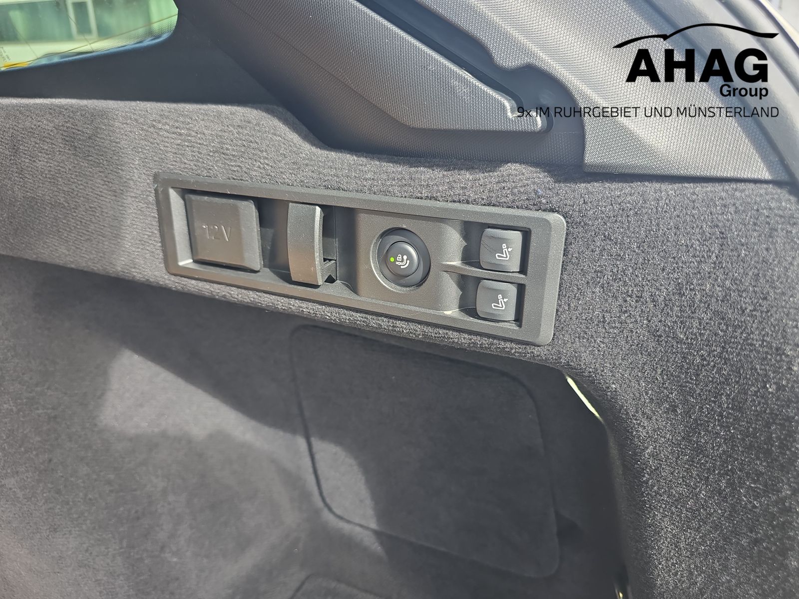 BMW 320i Tour. M Sport ACC HUD 360° Pano HiFi