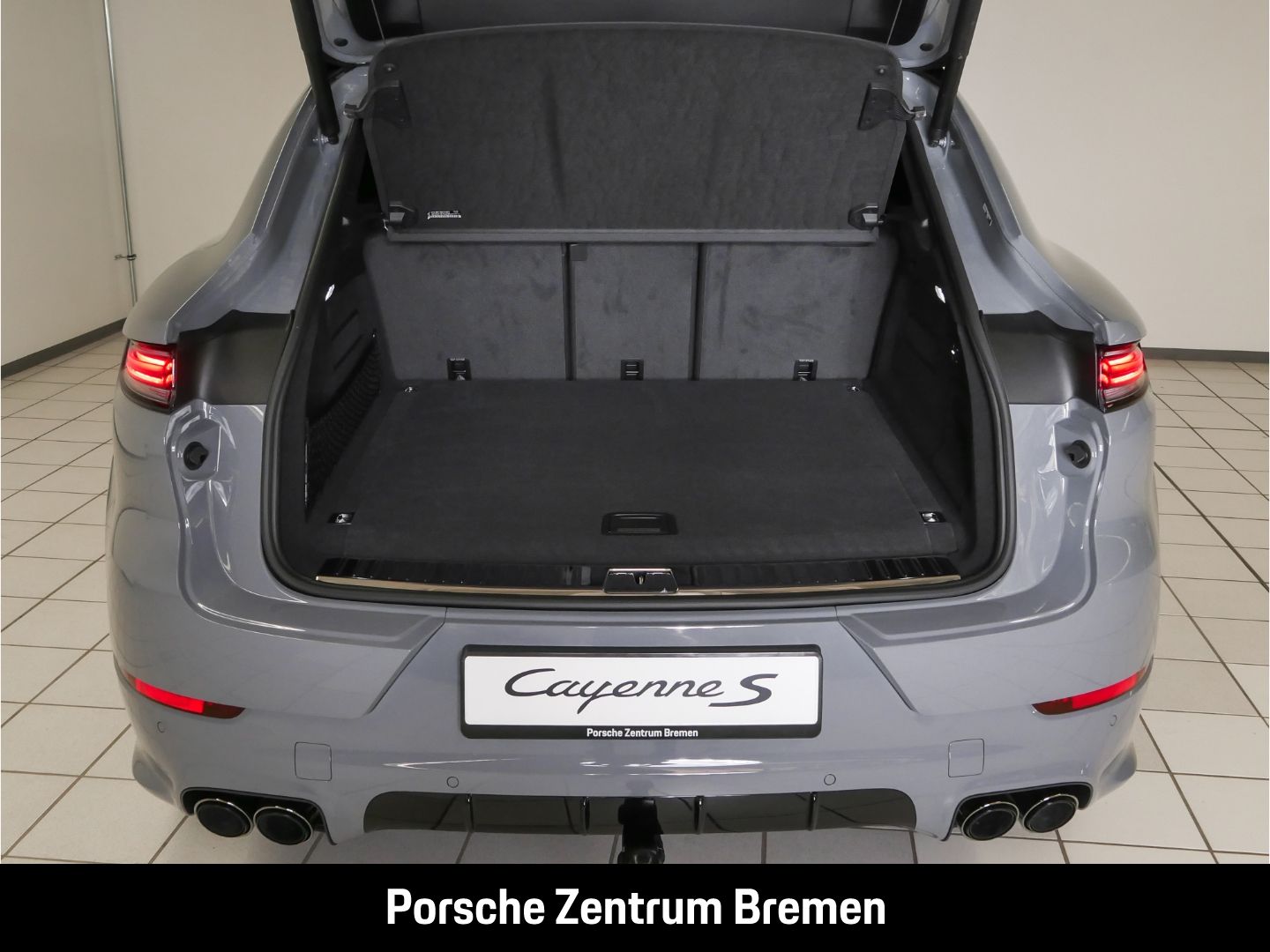 Porsche Cayenne S E-Hybrid Coupe AHK Sportabagas Head-up