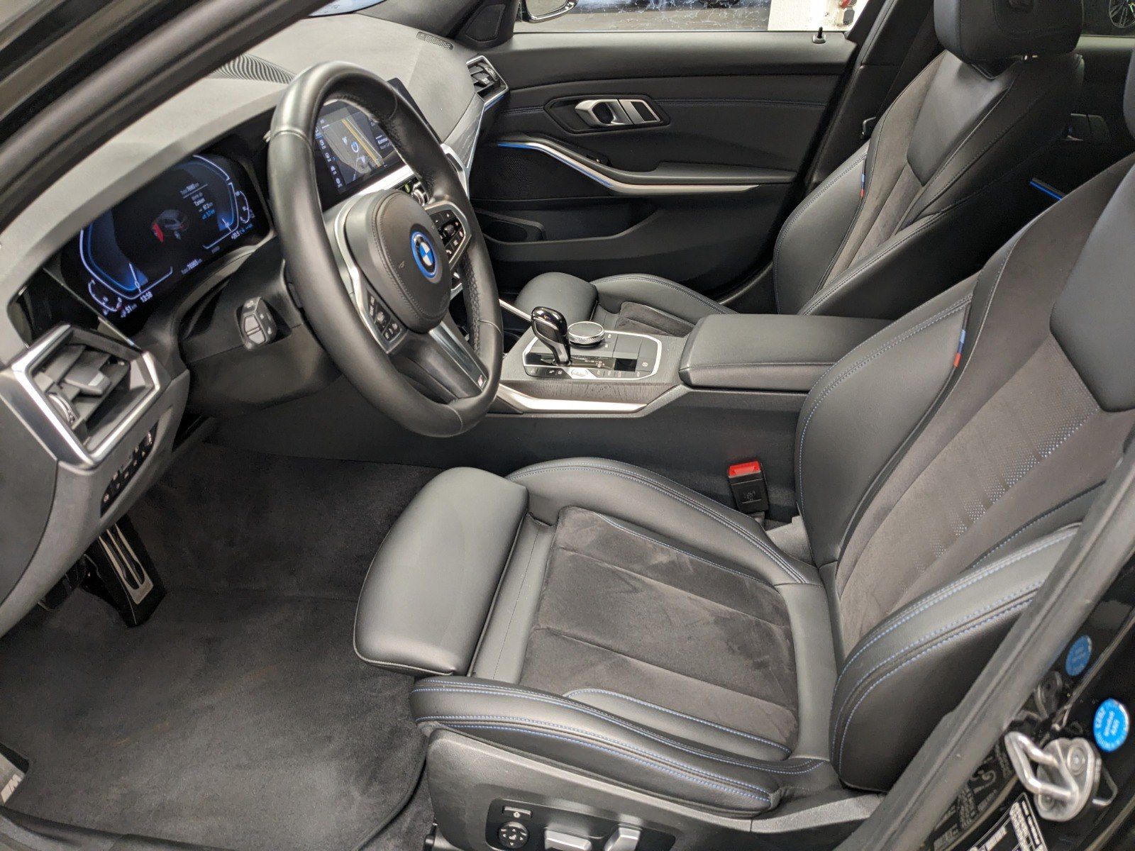 BMW 320e M Sport - Samsaru's Car Outlet