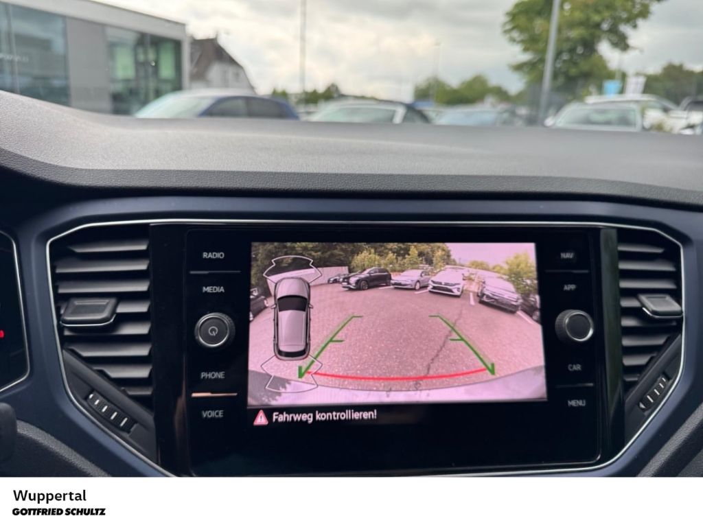 Volkswagen T-Roc 1.5 TSI DSG - Samsaru's Car Outlet