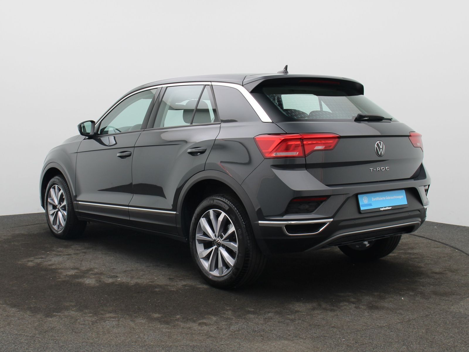 Volkswagen T-Roc Style 2.0 TDI DSG - Samsaru's Car Outlet