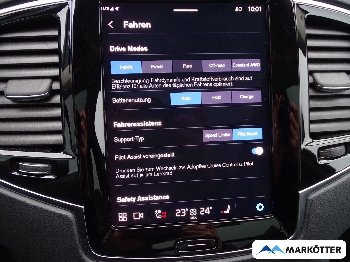 Volvo XC90 Plus Dark Recharge Plug-In Hybrid AWD 7-Sit